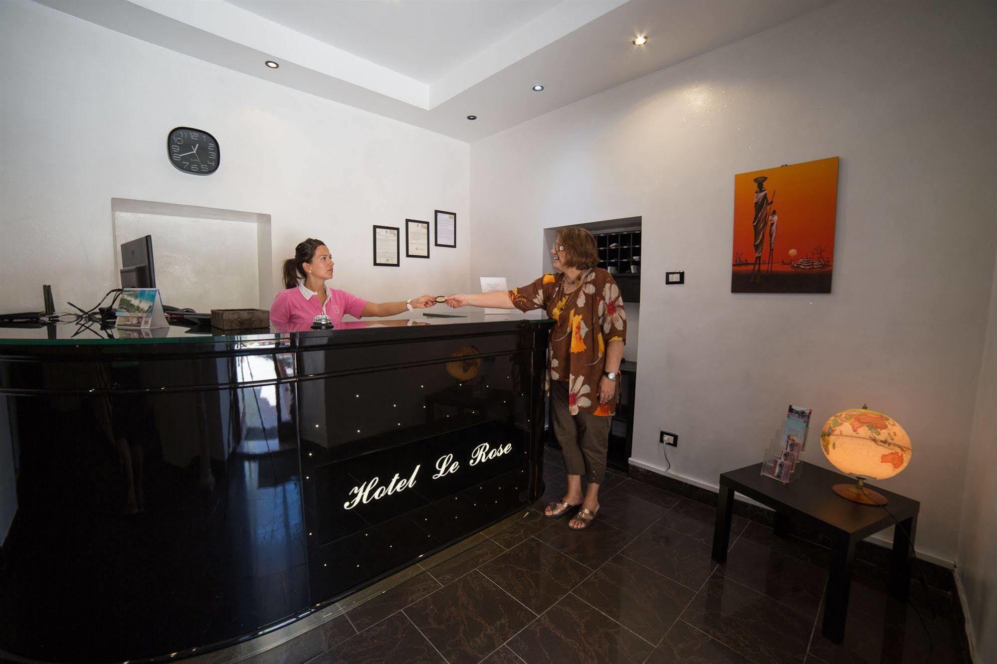 Hotel Le Rose تيفولي تيرمي المظهر الخارجي الصورة